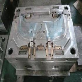 汽车玻璃钢模具